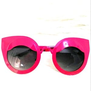 (NEW)! CUTE! Unique! Fuchsia Pink! Cat Shades! :-)